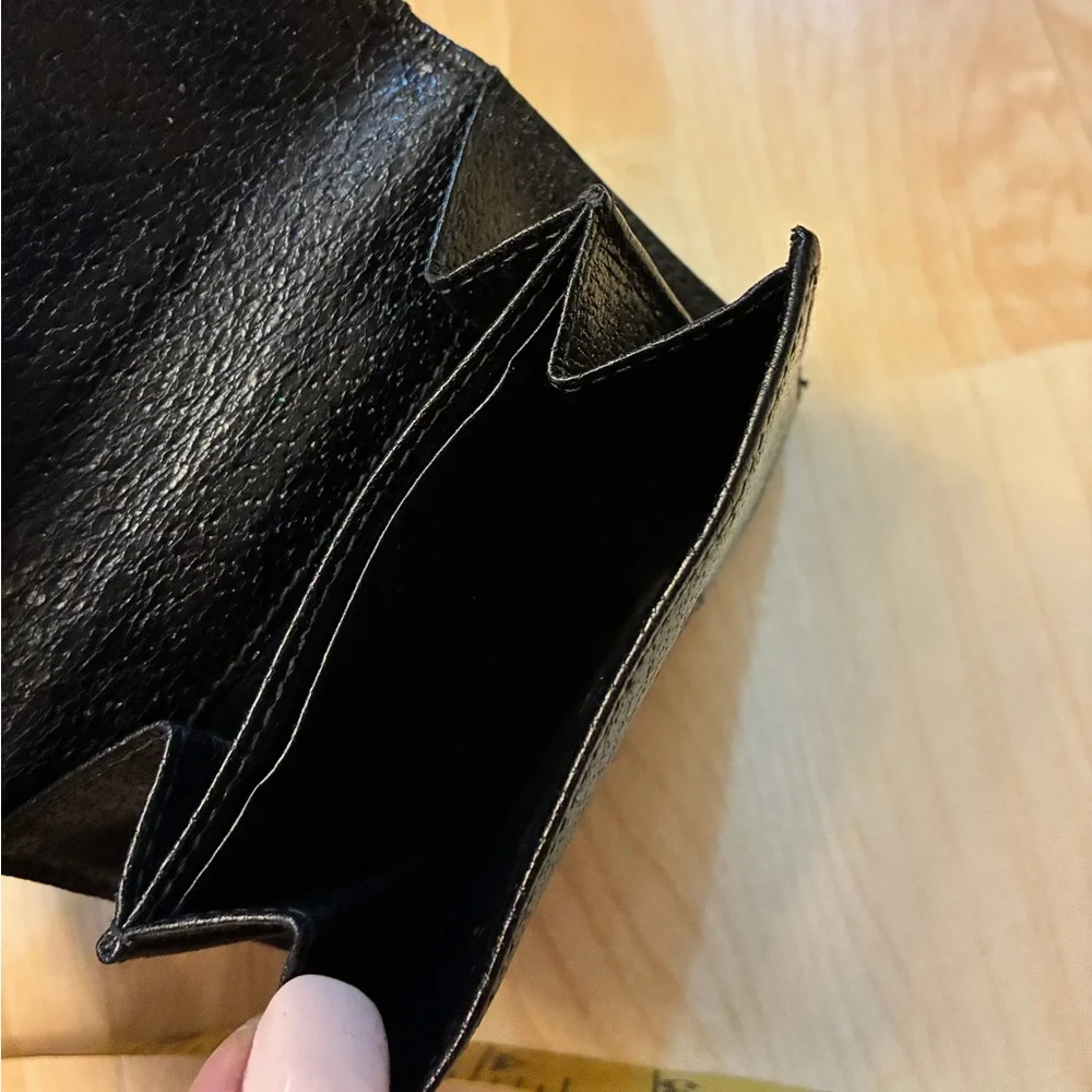 Black Leather Gucci Wallet